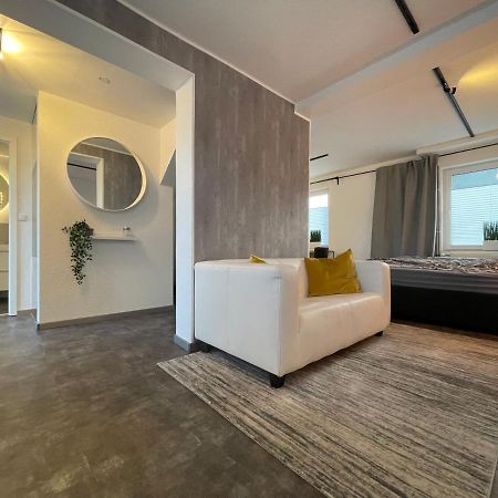 Gleis 12 , Kontaktloser 24-7-Check In, Barrierefrei ,Smart Tv, W-Lan, Parkplatz Kostenlos Bückeburg Buitenkant foto